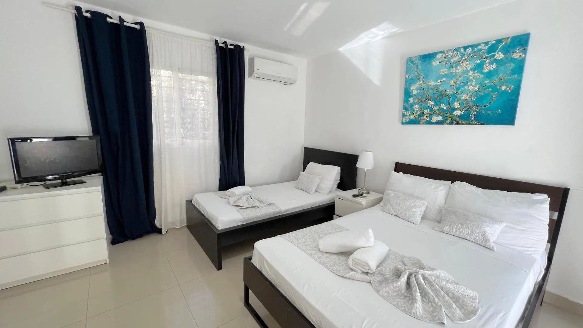 Sol Caribe Suites - Playa Los Corales - Beach Club, Wifi, Swimming Pool Punta Cana