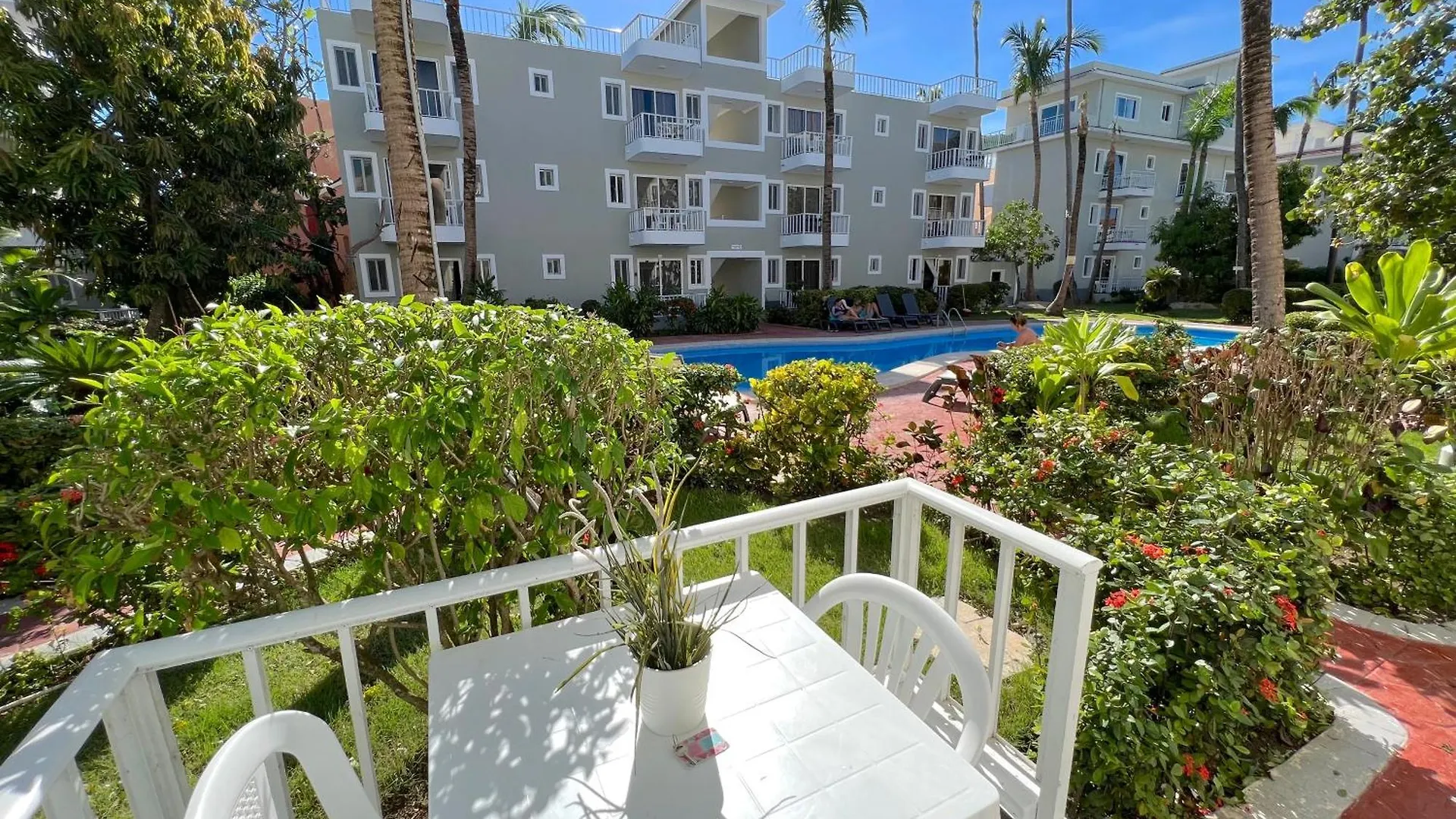 Sol Caribe Suites - Playa Los Corales - Beach Club, Wifi, Swimming Pool Punta Cana Hotel