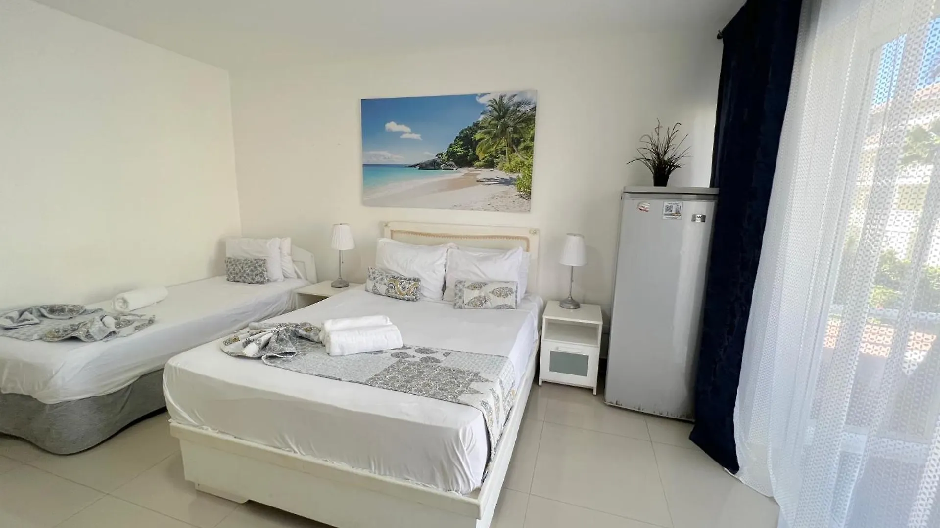 Sol Caribe Suites - Playa Los Corales - Beach Club, Wifi, Swimming Pool Punta Cana 5*,