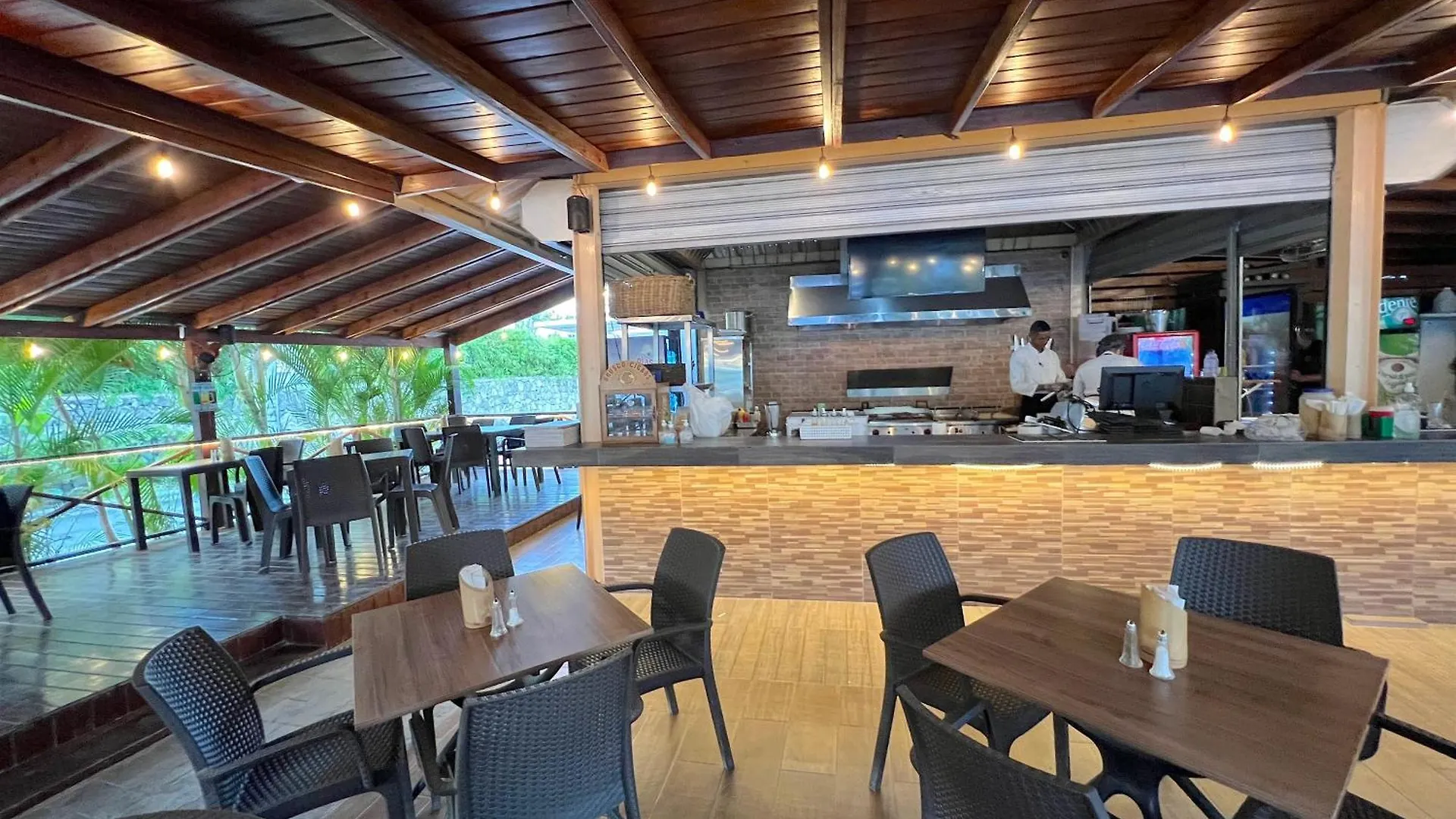 Sol Caribe Suites - Playa Los Corales - Beach Club, Wifi, Swimming Pool Punta Cana 5*,
