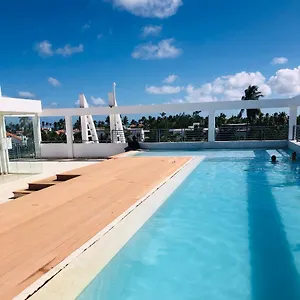 ducassi-rooftop-pool-suites-beach-club-and-spa-los.greaterantilleshotels.net/